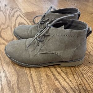 Youth boys Tan/Gray Faux Suede Lace-Up Boots